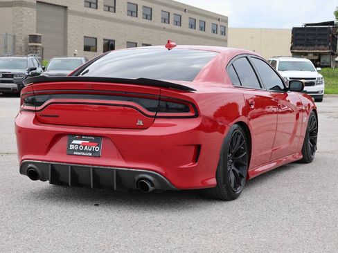 Used 2017 Dodge Charger R/T Scat Pack w/ Beats Audio Group RWD image 9