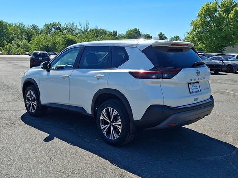 Used 2023 Nissan Rogue SV AWD/4WD image 7