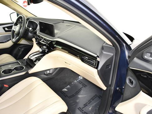 Certified 2025 Acura MDX SH-AWD image 41