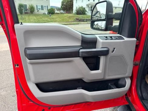Used 2019 Ford F350 XL w/ Power Equipment Group AWD/4WD image 13