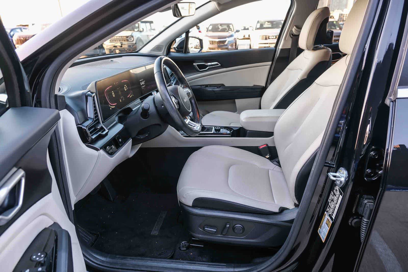 Used 2024 Kia Sportage EX FWD image 19
