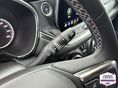 Used 2024 Chevrolet Blazer LT w/ Sound & Technology Package image 18