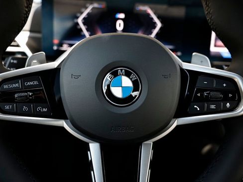 Used 2025 BMW 230i Coupe image 30