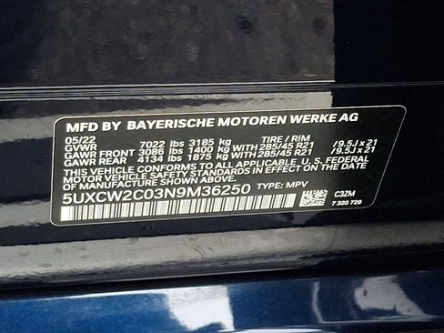 Used 2022 BMW X7 xDrive40i w/ Premium Package AWD/4WD image 28