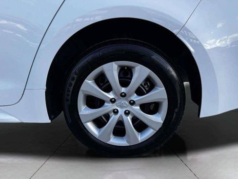 Used 2024 Toyota Corolla LE FWD image 47