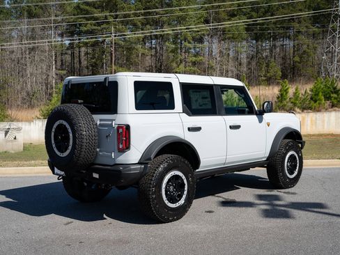 New 2026 Ford Bronco Badlands AWD/4WD image 21