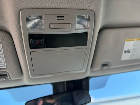 Used 2020 Toyota Tacoma SR w/ SR Convenience Package AWD/4WD image 21
