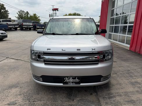 Used 2017 Ford Flex SEL w/ Equipment Group 202A AWD/4WD image 3
