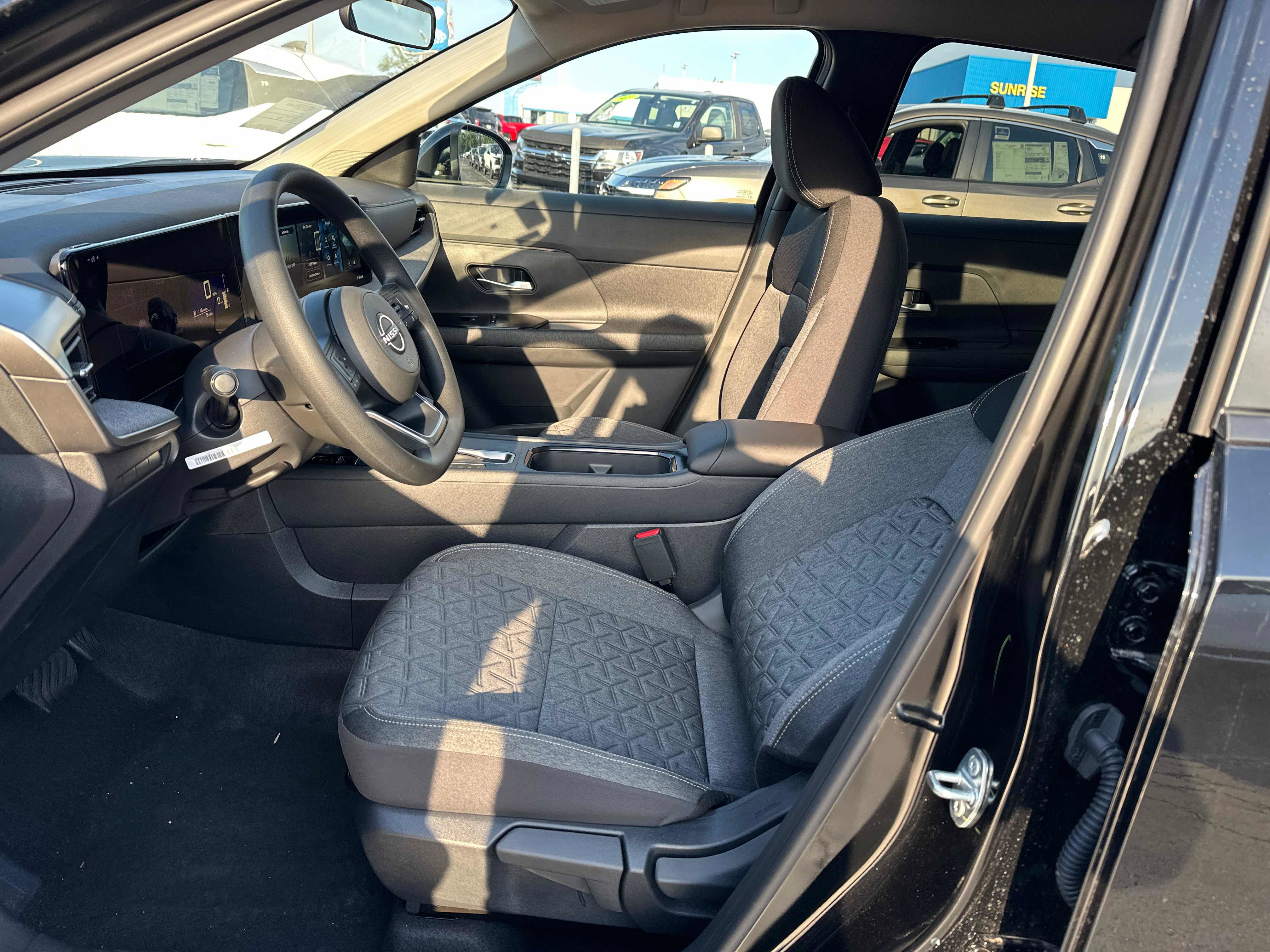 New 2027 Nissan Kicks SV AWD/4WD image 21