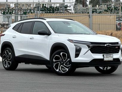 New 2025 Chevrolet Trax RS w/ Sunroof Package