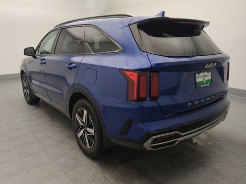 Used 2022 Kia Sorento S FWD image 5