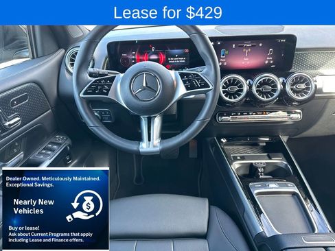 Used 2025 Mercedes-Benz GLB 250 4MATIC image 4