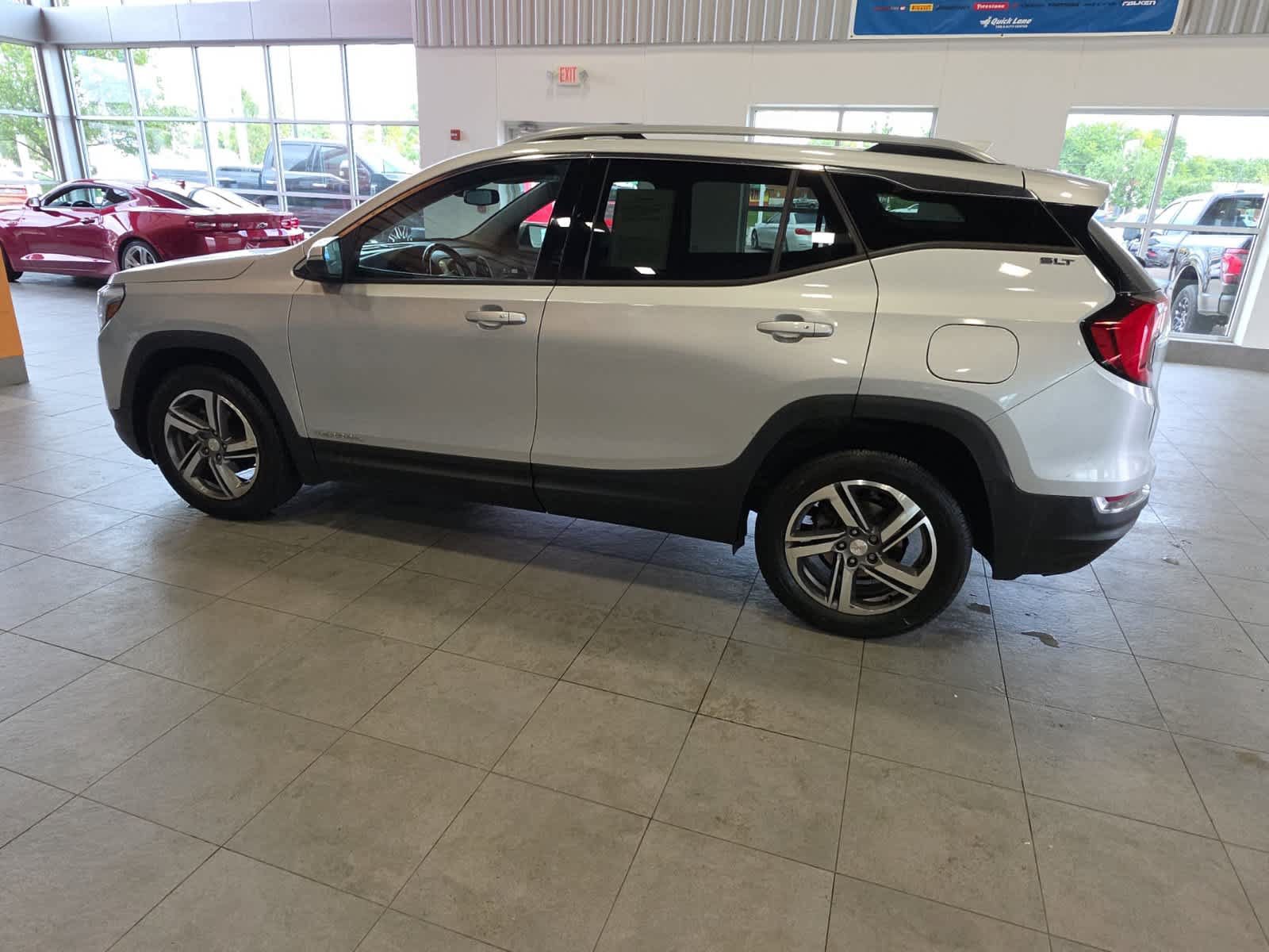 Used 2020 GMC Terrain SLT w/ Preferred Package AWD/4WD image 12