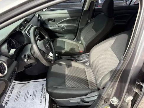 Used 2020 Nissan Versa S image 8