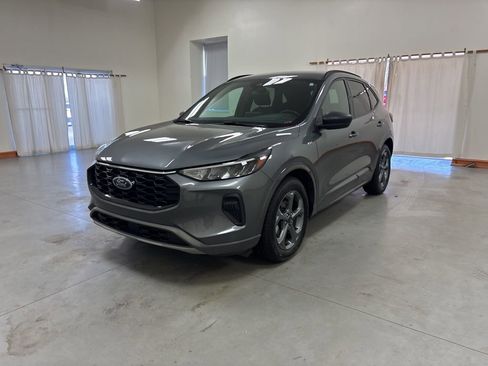 Used 2024 Ford Escape ST-Line w/ Cold Weather Package image 4