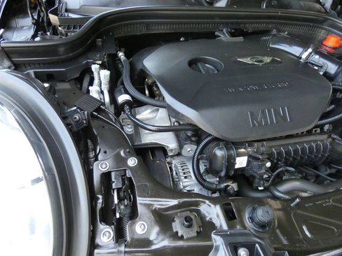 Used 2018 MINI Cooper 2-Door Hardtop FWD image 61