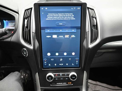 Certified 2024 Ford Edge ST-Line AWD/4WD image 35