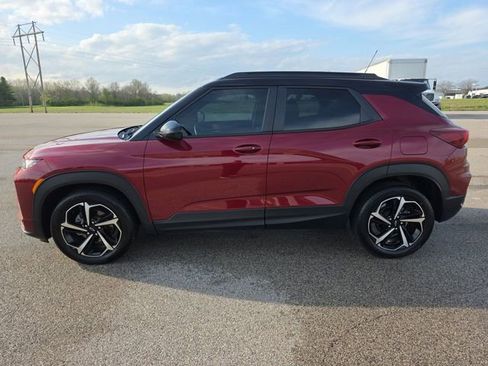 Used 2023 Chevrolet TrailBlazer RS FWD image 10