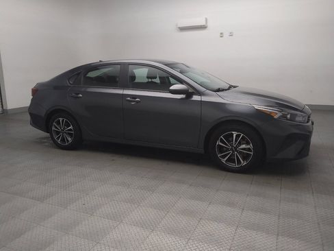 Used 2023 Kia Forte LXS image 11