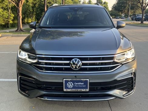 Used 2024 Volkswagen Tiguan SEL R-Line AWD/4WD image 3