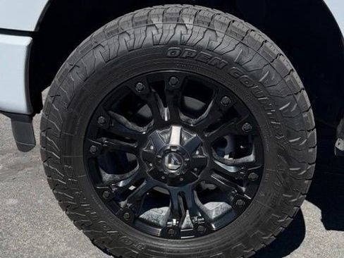 Used 2022 Ford F150 Lariat AWD/4WD image 15