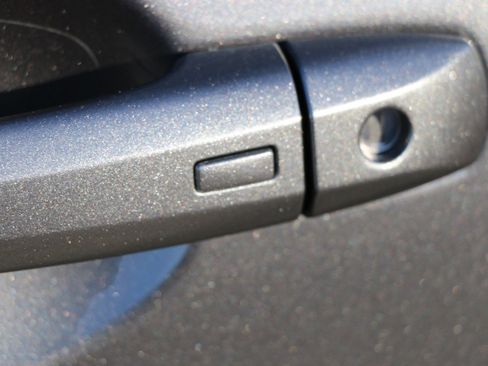 Used 2025 Nissan Pathfinder Platinum w/ Cargo Package image 15