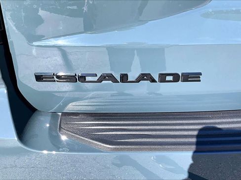 Used 2025 Cadillac Escalade V w/ LPO, Floor Liner Package image 30