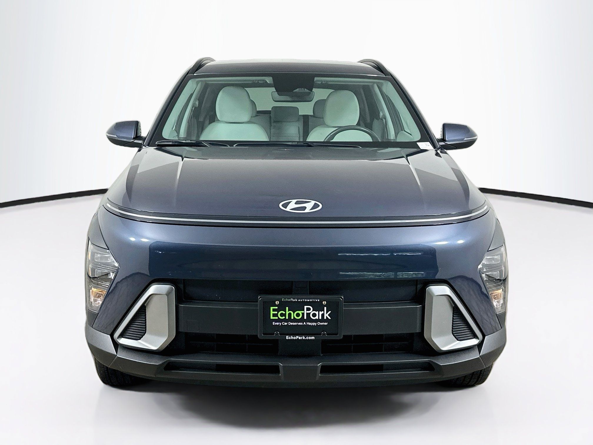 Used 2025 Hyundai Kona SEL AWD/4WD image 2