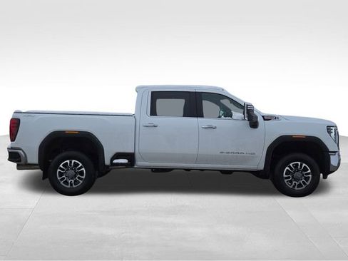 Used 2026 GMC Sierra 3500 SLT image 10
