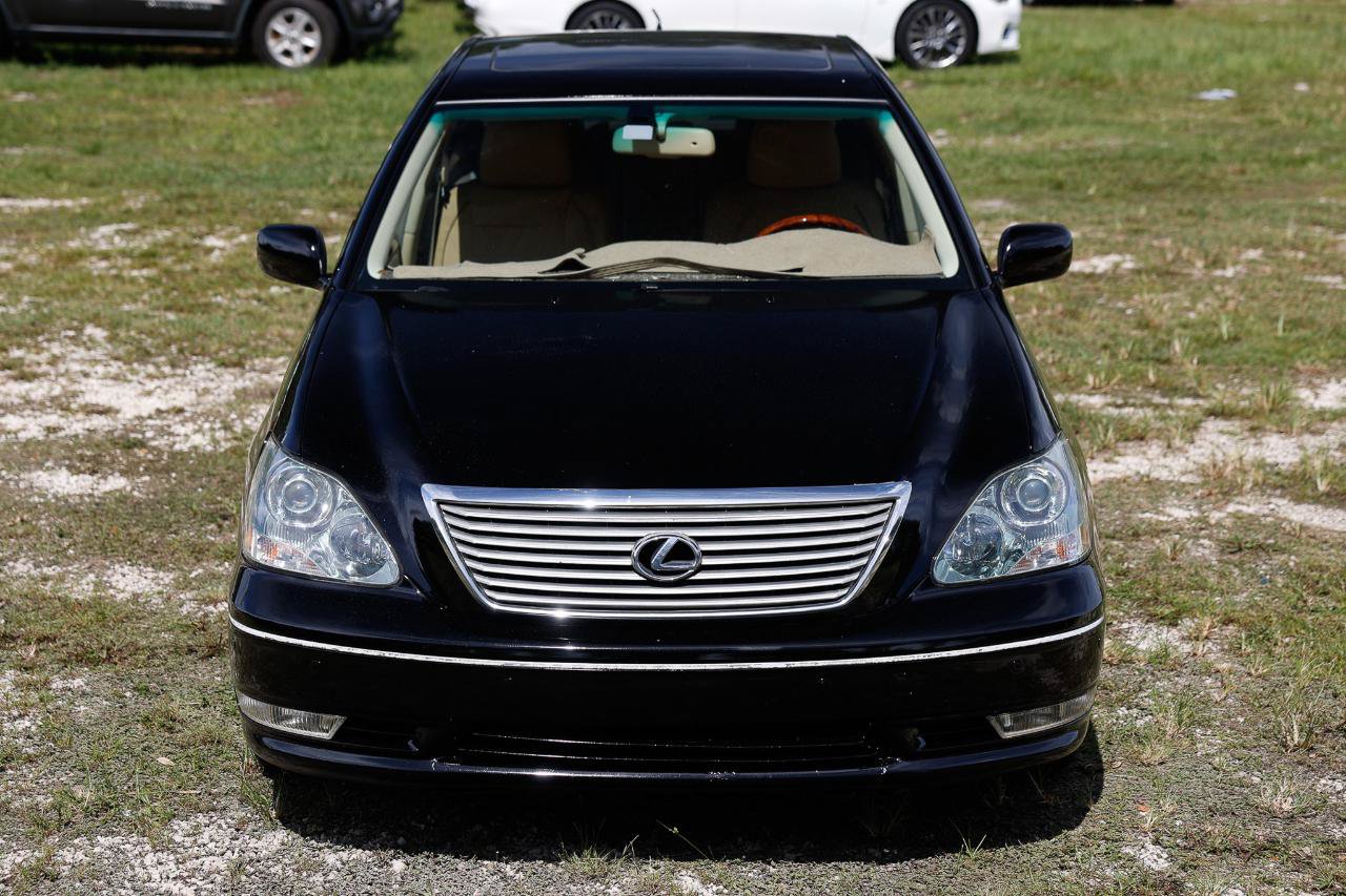 Used 2005 Lexus LS 430 w/ Premium Pkg RWD image 19