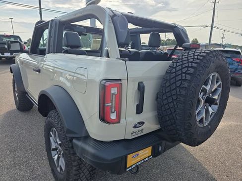 Certified 2025 Ford Bronco Badlands AWD/4WD image 6