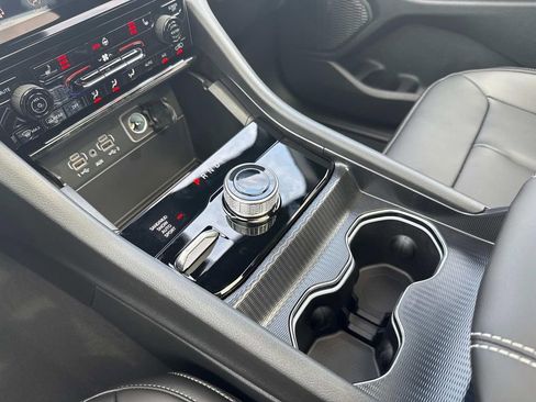 New 2025 Jeep Grand Cherokee L Limited w/ Black Appearance Package image 29