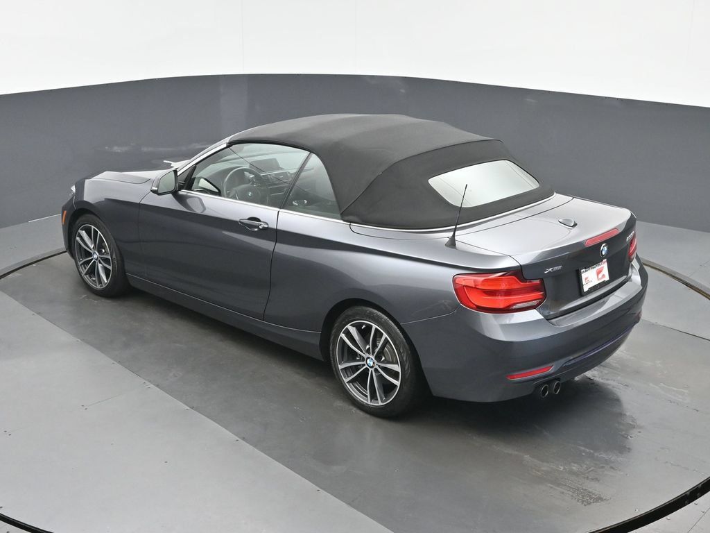 Used 2018 BMW 230i xDrive Convertible AWD/4WD image 31