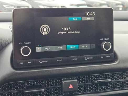 Used 2025 Honda HR-V LX image 9