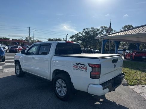 Used 2024 Nissan Frontier SV w/ SV Convenience Package AWD/4WD image 3