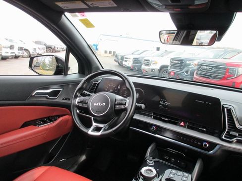 Used 2023 Kia Sportage SX Prestige image 23