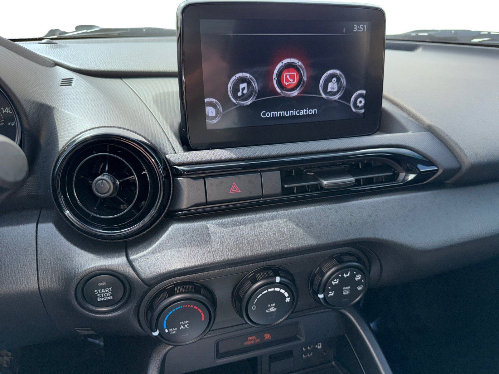 Used 2022 MAZDA MX-5 Miata Sport RWD image 12