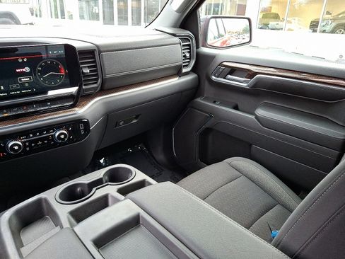 Certified 2023 GMC Sierra 1500 Elevation image 16