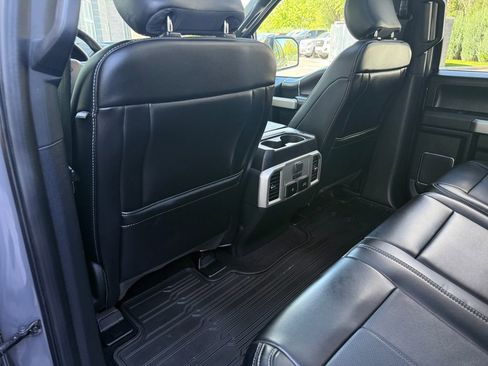 Used 2020 Ford F150 Lariat w/ Equipment Group 502A Luxury AWD/4WD image 39