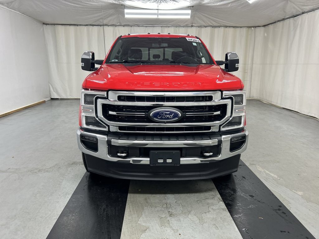 Used 2021 Ford F350 Lariat w/ Lariat Ultimate Package AWD/4WD image 3
