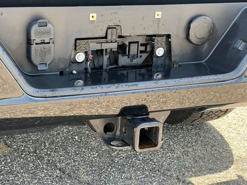Used 2024 GMC Sierra 1500 Elevation AWD/4WD image 14