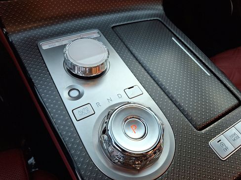 Certified 2025 Genesis G80 3.5T Sport Prestige image 22