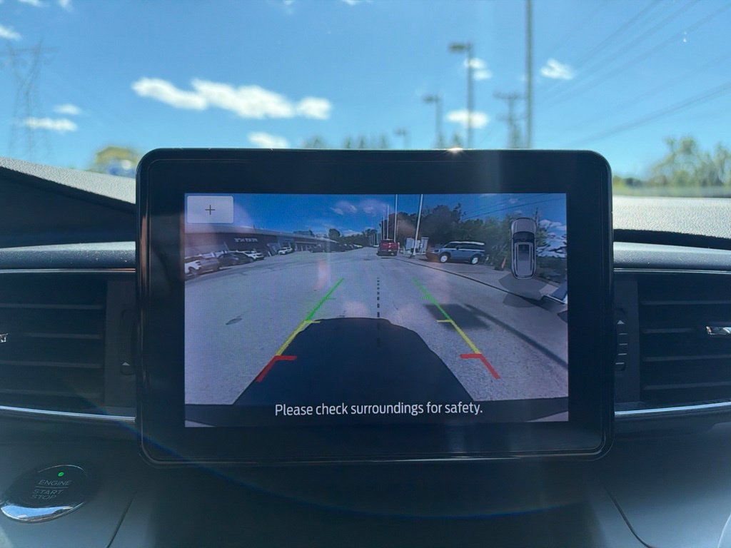 Used 2020 Ford Explorer XLT w/ Equipment Group 202A AWD/4WD image 26