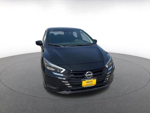 Used 2025 Nissan Versa SV FWD image 16