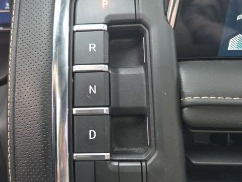 Used 2023 Chevrolet Tahoe Premier image 38