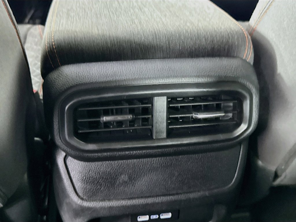 Used 2023 Honda Pilot Sport image 30