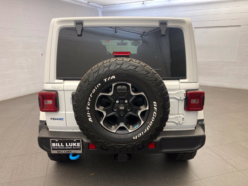 Used 2023 Jeep Wrangler Unlimited Rubicon 4xe w/ Cold Weather Group AWD/4WD image 7