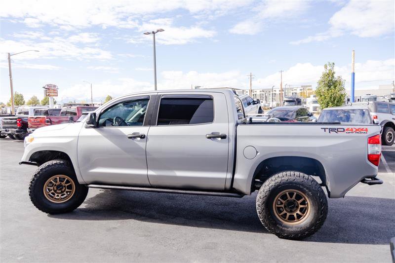 Used 2016 Toyota Tundra SR5 w/ TRD Off Road Package AWD/4WD image 9