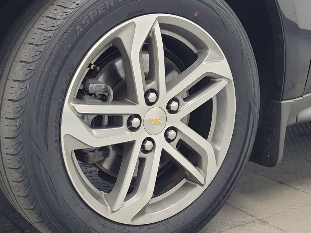 Used 2017 Chevrolet Equinox Premier w/ Enhanced Convenience Package AWD/4WD image 31