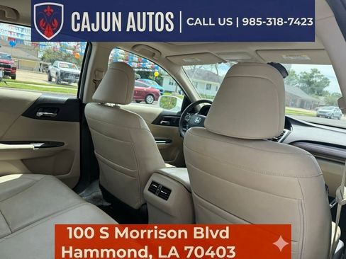 Used 2017 Honda Accord Touring image 24